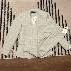 Zara women mint green pants suit set